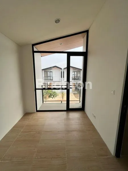 image RUMAH CENDANA PARC SIAP HUNI BARU BANGET DI KAWASAN LIPPO KARAWACI TANGGERANG (7)