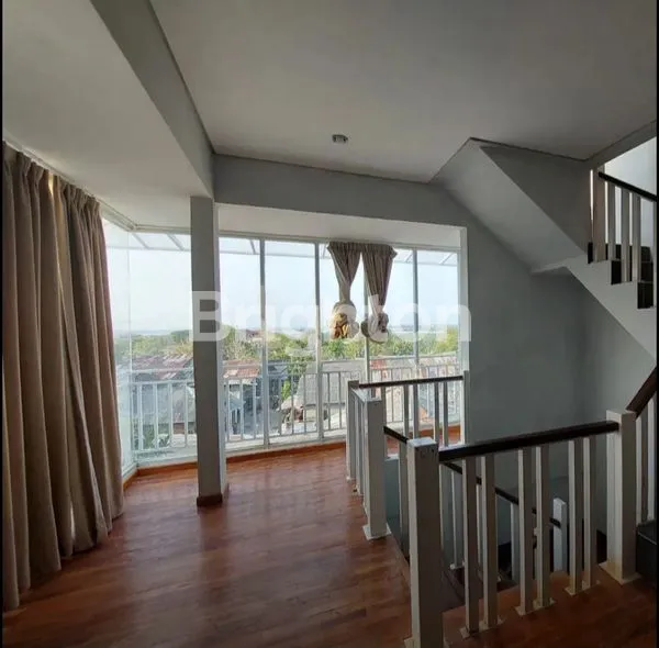 image RUMAH 4LANTAI FULL FURNISH, STRATEGIS PERLU RENOVASI DI NUSADUA BALI (4)