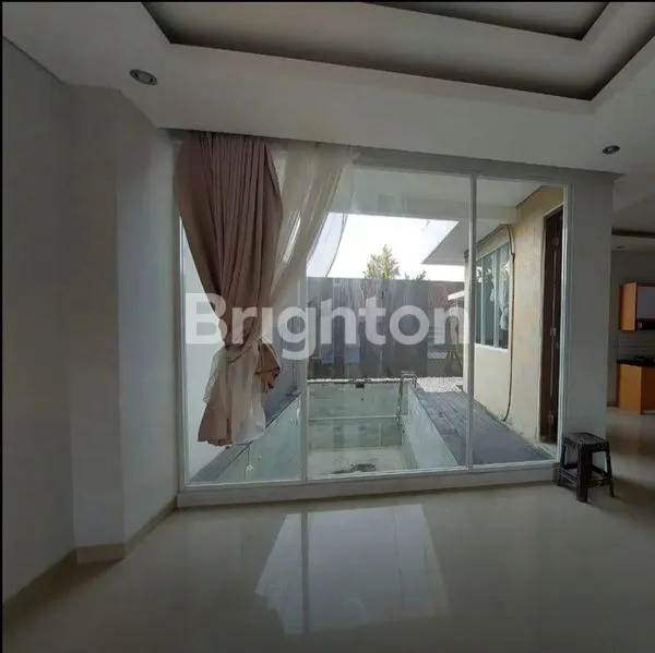image RUMAH 4LANTAI FULL FURNISH, STRATEGIS PERLU RENOVASI DI NUSADUA BALI (6)