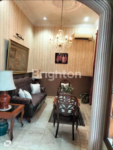 image RUMAH MEWAH BESAR DI CEMPAKA PUTIH JAKARTA PUSAT (6)