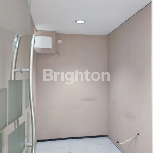 image RUKO 3 LANTAI DI TENGAH KOTA (7)