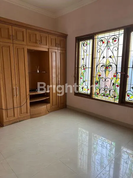 image RUMAH HOEK DAERAH SUNTER, JAKARTA UTARA (5)