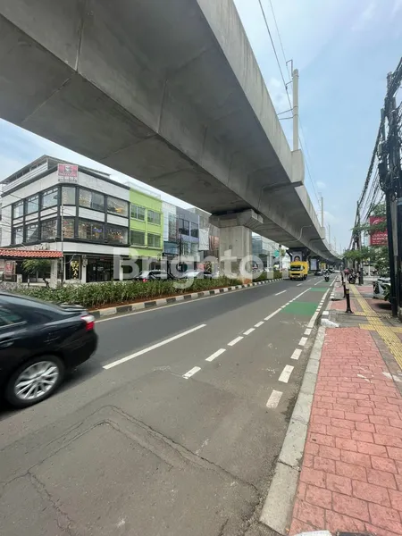 image RUKO STRATEGIS DEKAT BLOK M RAYA PANGLIMA POLIM JAKARTA SELATAN (5)