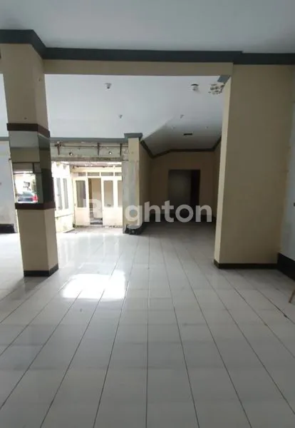 image RUKO JEJER DI PUSAT KOTA JL PEMUDA MAGELANG  DEKAT PASAR REJOWINANGUN DAN ALUN ALUN KOTA EX FASHION (2)