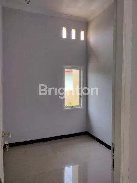 image RUMAH CANTIK DI PINGGIR JALAN ABUSAMA , PALEMBANG SUMSEL INDONESIA (5)