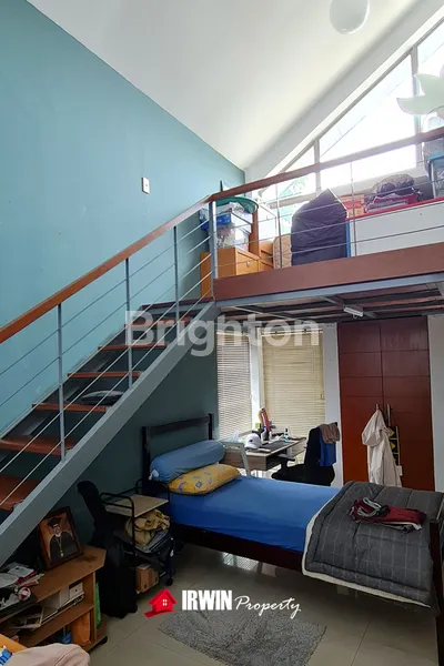 image RUMAH SIAP HUNI CANTIK TERAWAT DI RAFFLES HILLS DEKAT LRT CIBUBUR (6)