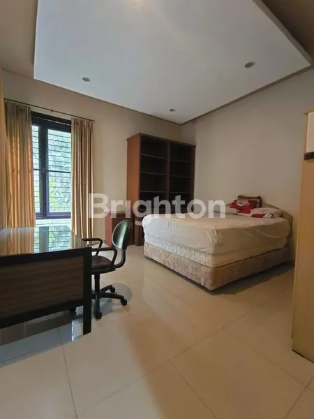 image RUMAH CANTIK DAN ASRI DI KOTA BARU PARAHYANGAN (4)