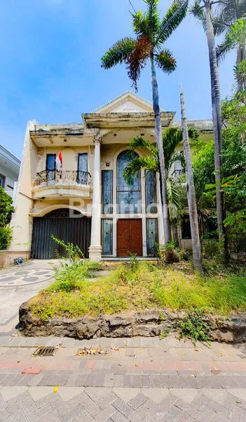 image RUMAH LAGUNA REGENCY PAKUWON CITY (1)