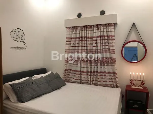 image RUMAH FULL FURNISHED, SUPER CANTIK DAN NYAMAN DI CIGANITRI DEKAT TOL BUAH BATU BANDUNG. (3)