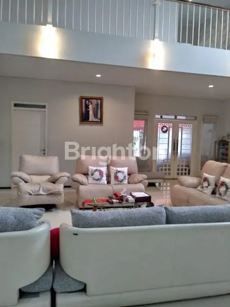 image RUMAH MEWAH 2 LANTAI KOMPLEK ELITE DUREN SAWIT, SHM, 250M² (1)