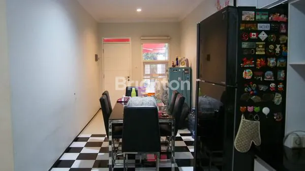 image RUMAH MEWAH 2 LANTAI KOMPLEK ELITE DUREN SAWIT, SHM, 250M² (2)