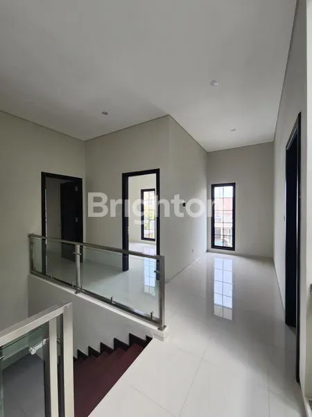 image RUMAH BARU MINIMALIS KOLONIAL (7)