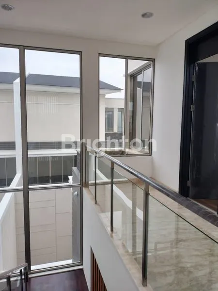 image RUMAH PIK GOLF ISLAND CHOPIN 10X20 LUAS 200 (7)