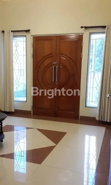 image SIAP HUNI MANYAR REJO 2 LANTAI STRATEGIS DARI UNTAG, SEMOLOWARU (2)