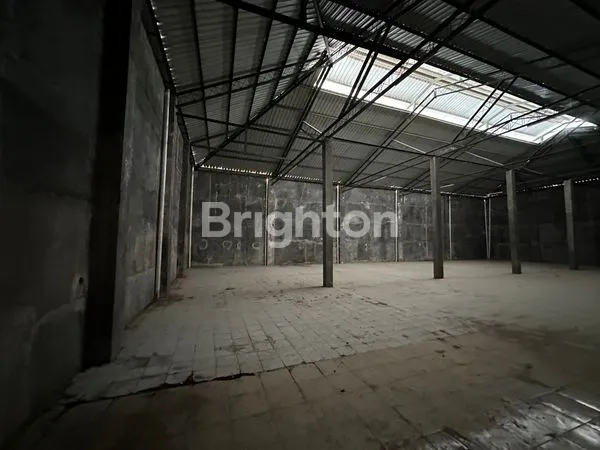 image GUDANG SIAP PAKAI!! LOKASI KOTA SOLO!! HANYA 7 MENIT KE AKSES TOL SOLO!! STRATEGIS!!! (4)