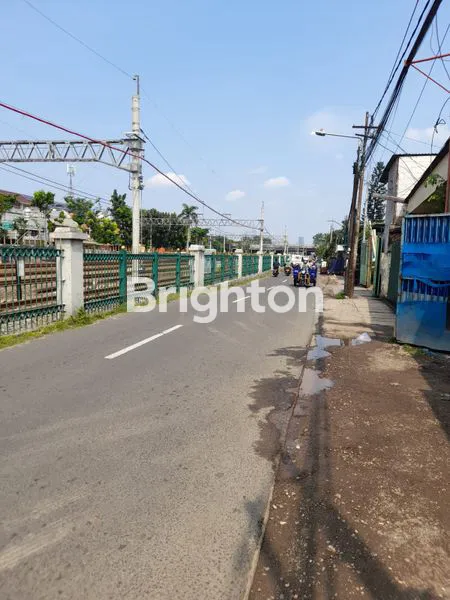 image RUMAH BEBAS BANJIR PINGGIR JALAN PULO GADUNG JAKARTA TIMUR (4)