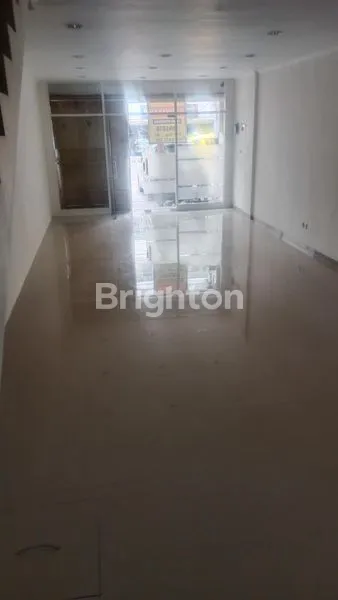 image RUKO MINIMALIS BAGUS & IDEAL UTK BISNIS DI MAIN ROAD JEND SUDIRMAN (STOK LOKASI TERBATAS) (4)