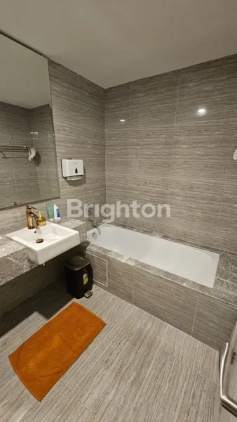 image APARTEMEN LA VIZ UNDERMARKET LOKASI PAKUWON INDAH !! (4)