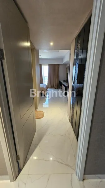 image APARTEMEN LA VIZ UNDERMARKET LOKASI PAKUWON INDAH !! (5)