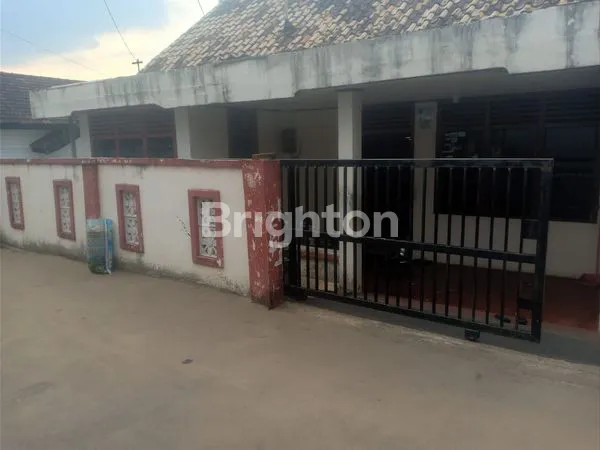 image BELI 1 RUMAH FREE 1 RUMAH KECIL (1)