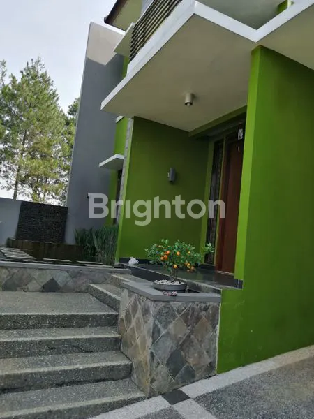 image RUMAH CANTIK DI LINGKUNGAN YANG NYAMAN DI PONDOK HIJAU DEKAT DENGAN KAMPUS UPI (8)