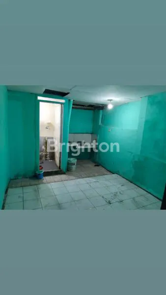 image RUMAH  2 LANTAI UNTUK KOST RAWASARI JAKARTA PUSAT (6)