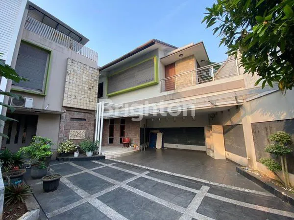 image RUMAH CANTIK SEMI FURNISHED DALAM TOWN HOUSE DI KEBAGUSAN JAKARTA SELATAN (1)
