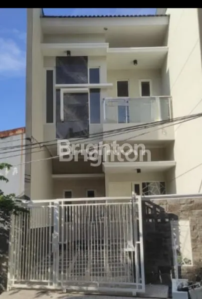 image SUTOREJO SELATAN NEW GRESS (1)