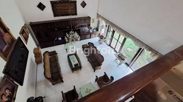 RUMAH ARJUNA SELATAN, 2 LANTAI, LOKASI STRATEGIS, SAMPING TOL KEBON JERUK