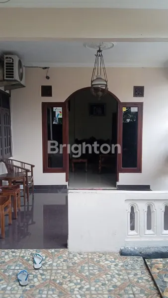 image RUMAH HOOK 2 LANTAI DI PERUMAHAN STRATEGIS PABUARAN CIBINONG BOGOR (4)