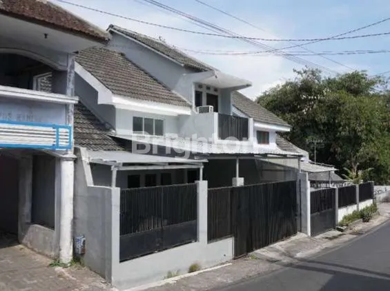 image DIJUAL RUMAH 0 JALAN RAYA DI DAERAH BELAKANG PASAR BUNUL DEKAT RAMPAL KOTA MALANG (1)