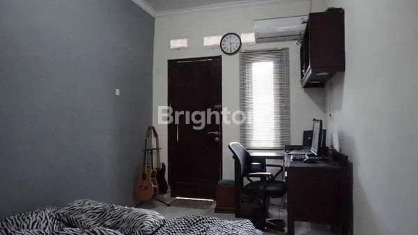 image DIJUAL RUMAH 0 JALAN RAYA DI DAERAH BELAKANG PASAR BUNUL DEKAT RAMPAL KOTA MALANG (7)