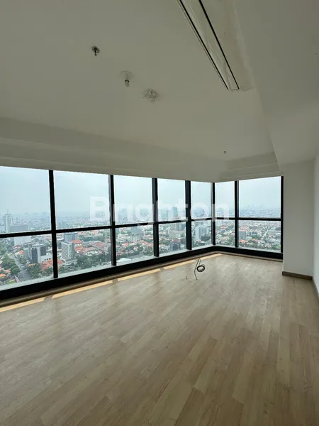 image APARTMENT THE PEAK TUNJUNGAN PLAZA SURABAYA PUSAT (2)