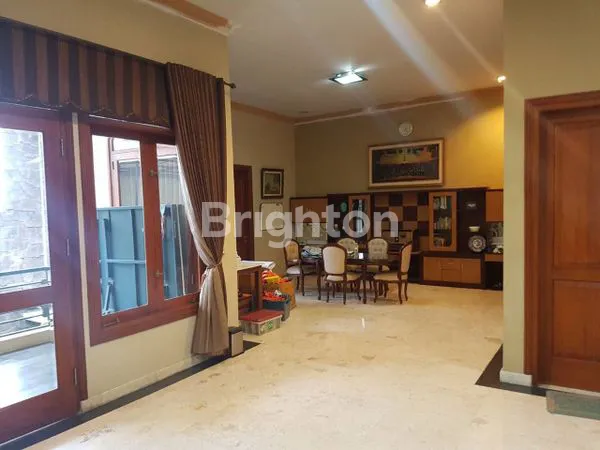 image RUMAH MEWAH  2 LANTAI MINIMALIS MODERN FULL JATI DIENG KOTA MALANG (6)