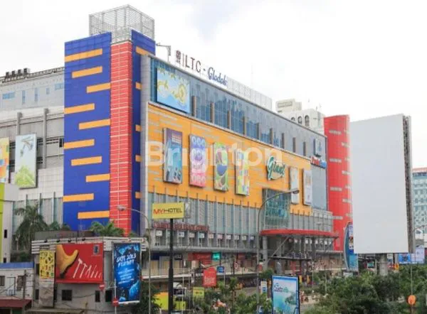 KIOS LINDETEVES TRADE CENTER - GLODOK.