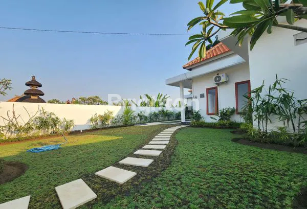 NEW VILLA DI CANGGU DENGAN GARDEN LUAS