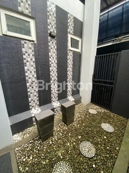 image RUMAH ASRI DAN NYAMAN 2 LANTAI FULL FURNISHED   (8)