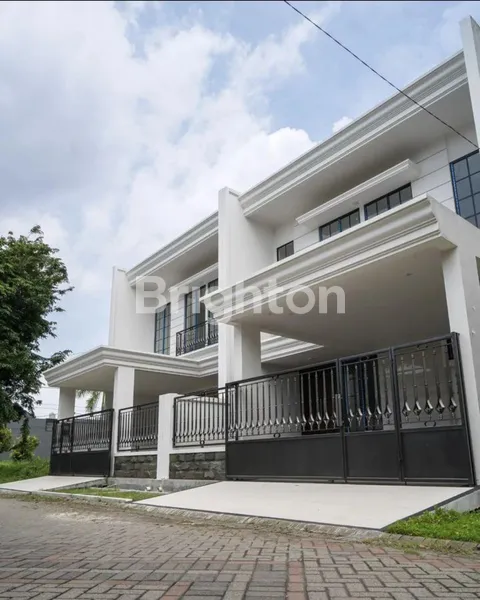 image RUMAH LUX ELEGANT BARU GRESS KAWASAN ELITE ROW LEBAR, ARAYA 2 (1)