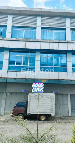 image RUKO GANDENG 3 1/2 TINGKAT KONDISI KOSONG BLONG (2)