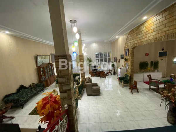 image RUMAH MEWAH 2 LANTAI FULLY FURNISHED ATANG SENDJAYA BOGOR (8)