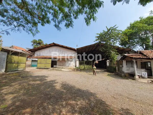 PABRIK HITUNG TANAH BONUS BANGUNAN DI JALAN RAYA PURWAKARTA