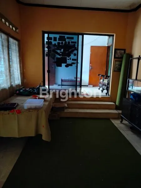 image RUMAH TENGAH KOTA SURABAYA MURAH (2)