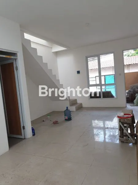 image RUMAH 2 LANTAI BEBAS BANJIR CIPINANG JAKARTA TIMUR (7)