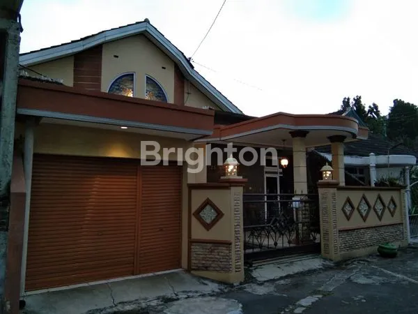 image RUMAH SEMI FURNISH DI LOKASI LINGKUNGAN PERUMAHAN YANG NYAMAN DAN AMAN DEKAT AKMIL DAN JUGA DEKAT ARTOS MALL (2)