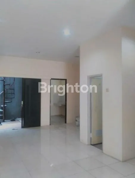 image RUMAH 2 LANTAI DI KELAPA GADING (2)