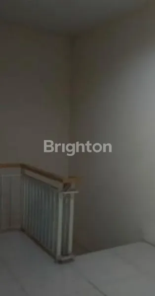 image RUMAH 2 LANTAI DI KELAPA GADING (1)