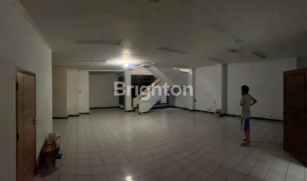 HUNIAN PUSAT KOTA SIAP HUNI