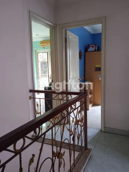 image RUMAH DI TANGERANG SIAP HUNI DI LOKASI STRATEGIS, BANGUNAN 2 LANTAI, MURAH (4)