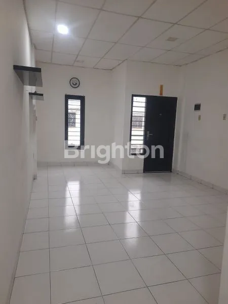 image RUKO JELAMBAR SEMI FURNISH COCOK UNTUK TEMPAT USAHA (3)