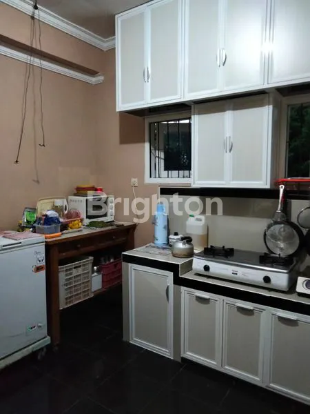 image RUMAH STRATEGIS BERSIH TERAWAT SIAP HUNI (5)